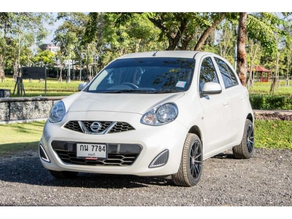 NISSAN March 1.2 E สีขาว A/T ปี 2021